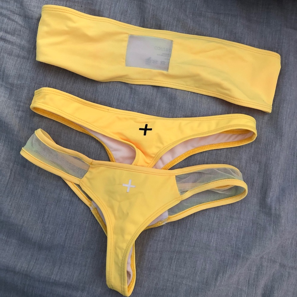 Yellow Coulbourne Set
